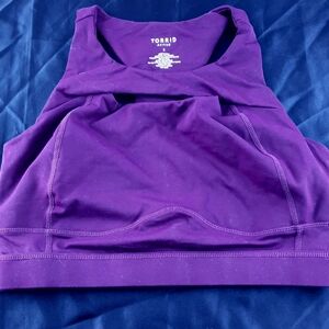 NWOT 1x Torrid Activewear purple sports bra